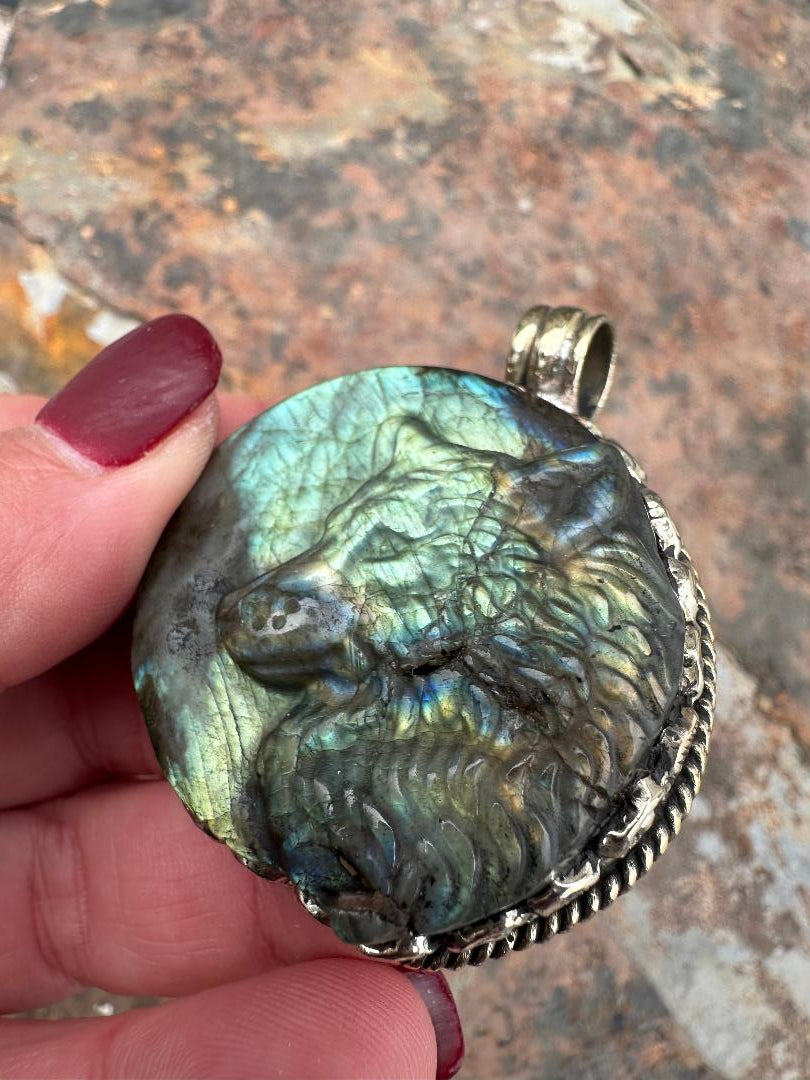 45X55 mm Carved Wolf Green Labradorite Tibetan Pendant